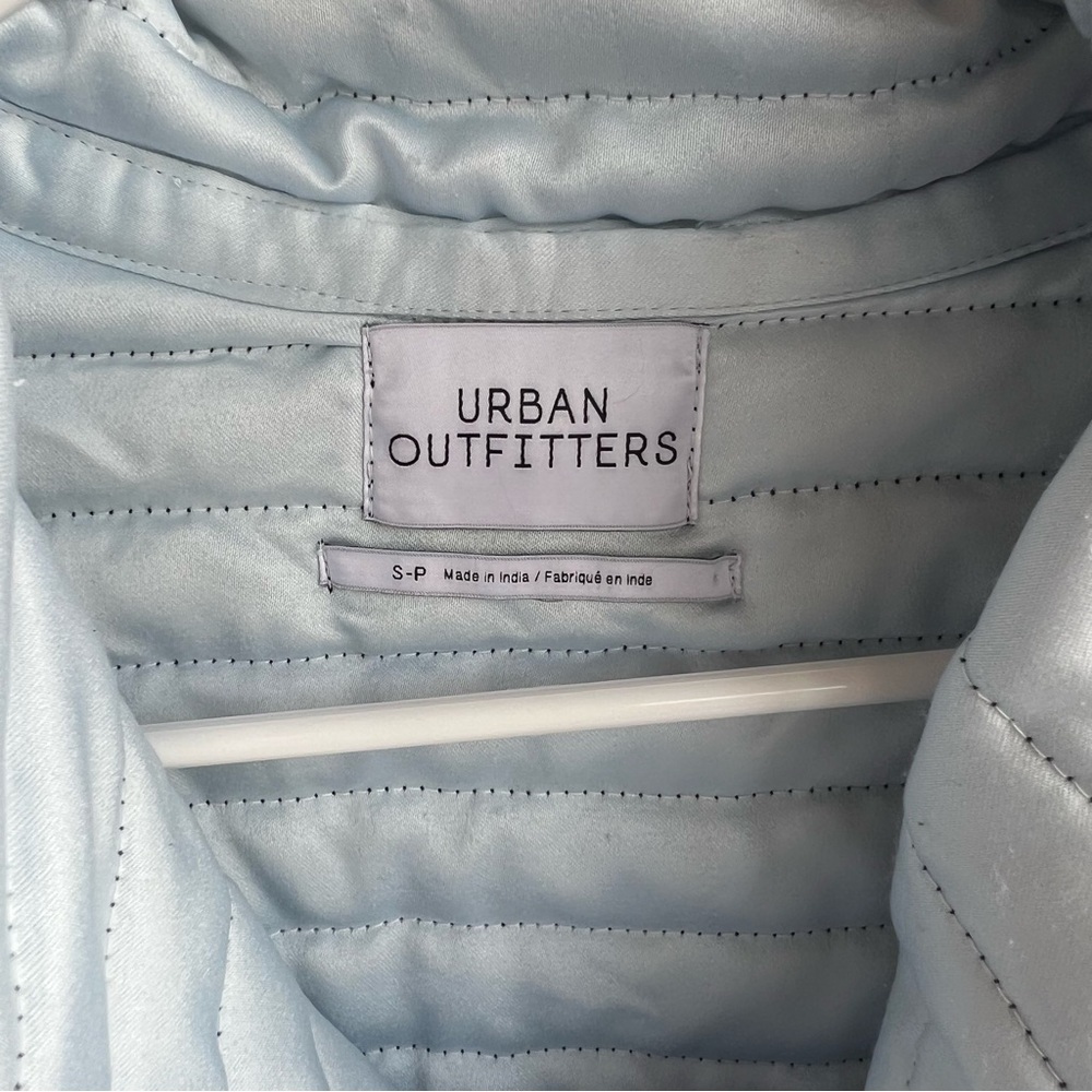 UO Quilted Satin Colorblock Jacket - Size Small - Winter Spring - Picture 4 of 7